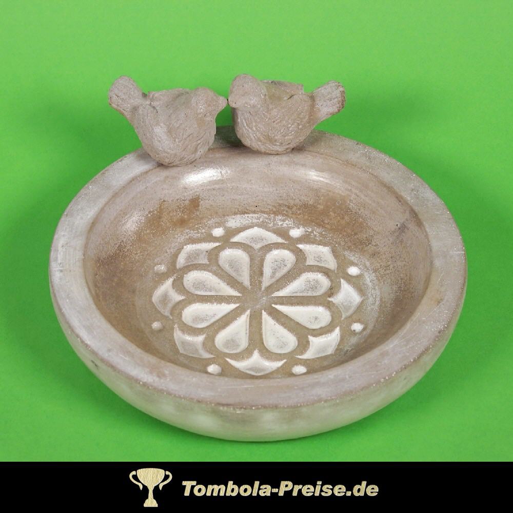 Vogeltr&auml;nke aus Zement