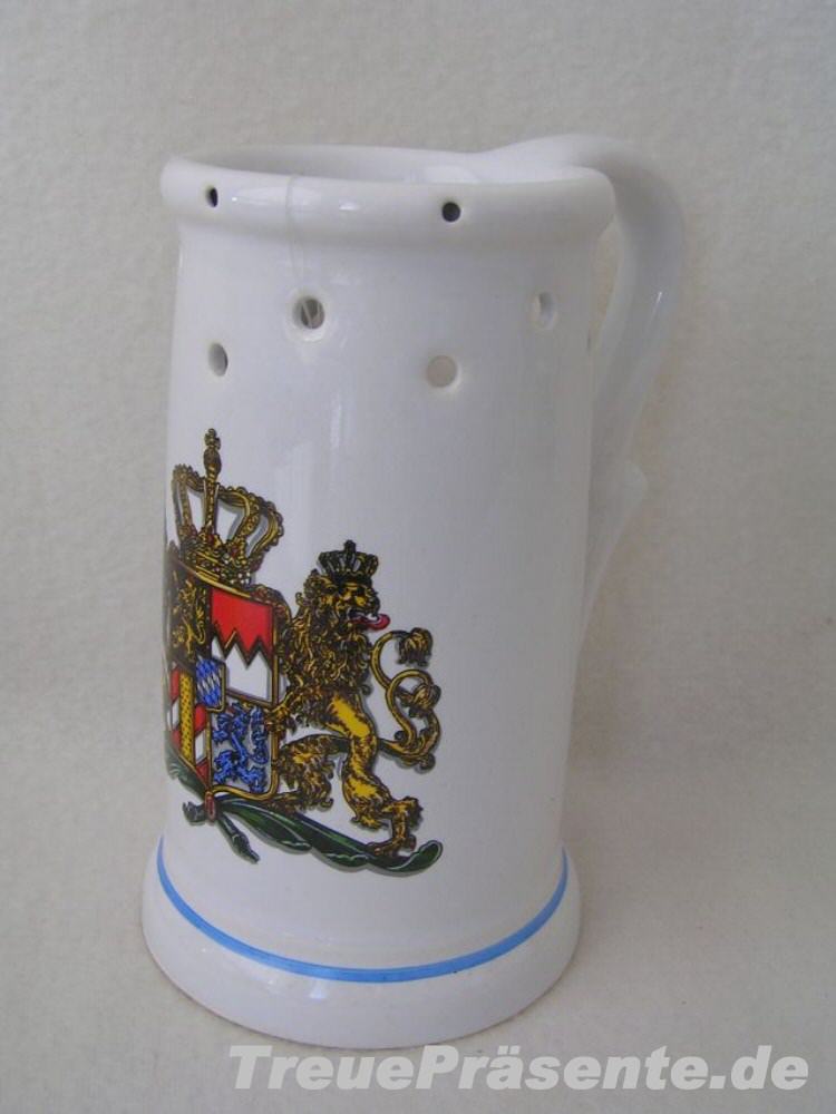 Bayerischer Lochbecherkrug