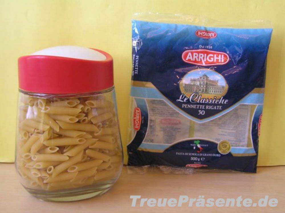 Vorratsglas mit Nudeln